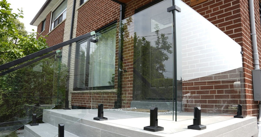 glass deck railings transitions