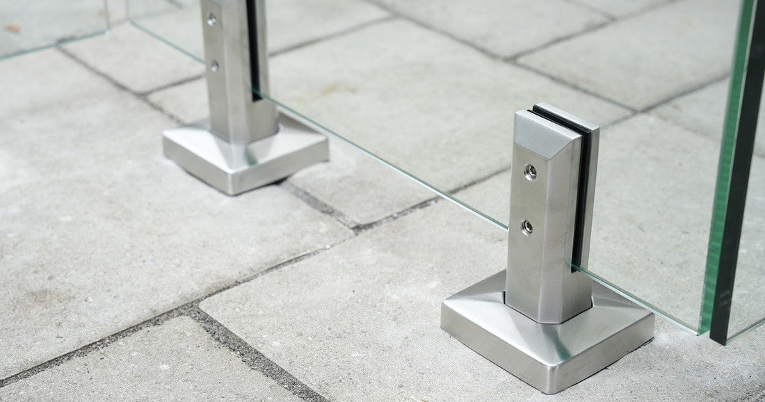 glass railing outdoor
