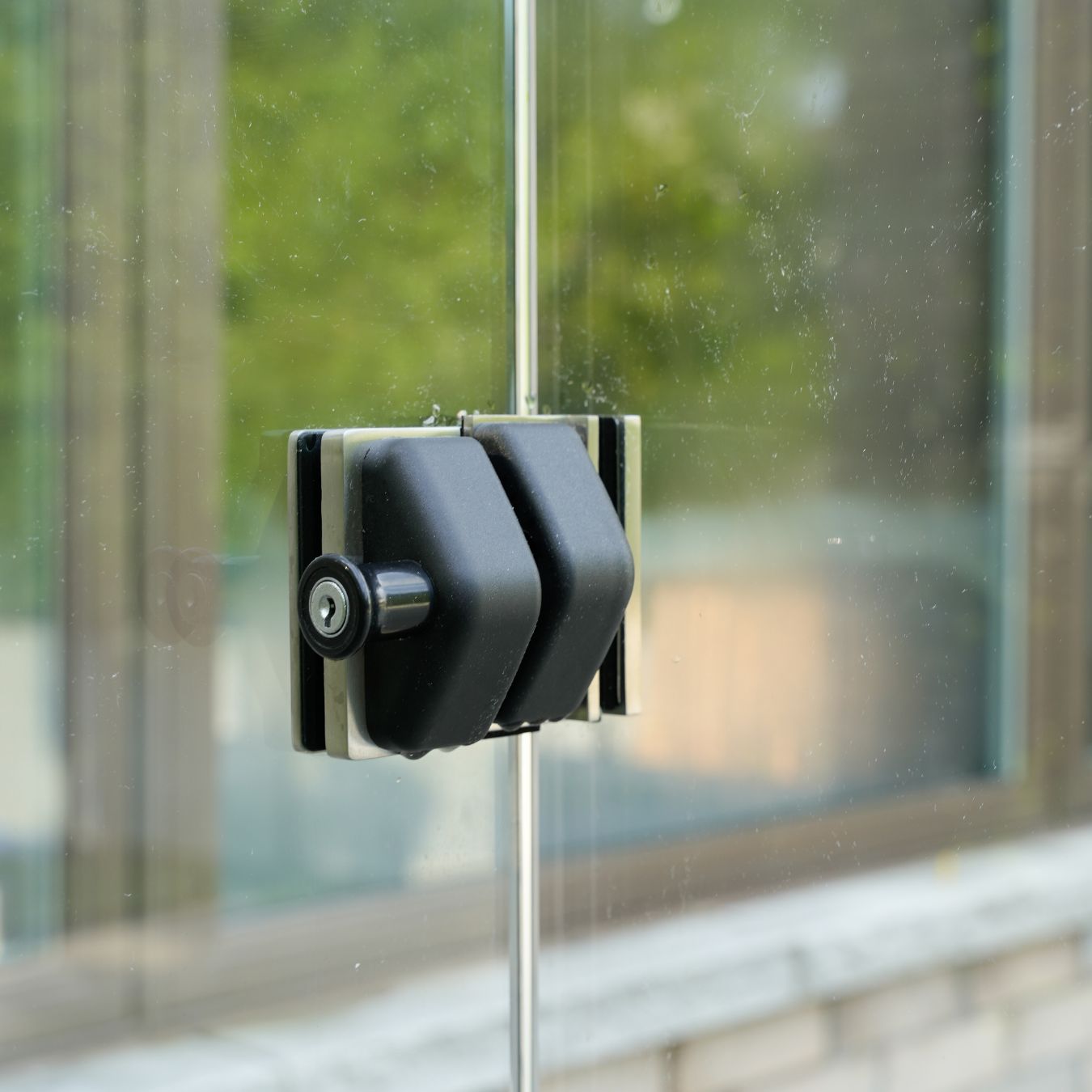 Brushed stainless 90 degree glass-to-wall gate latch for a glass gate